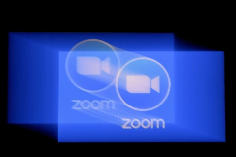 Zoom được cho là tự động gửi báo cáo tới các máy chủ đặt tại các quốc gia khác. (Nguồn: AFP)