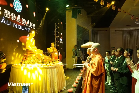 Tiếp nối đạo nghĩa tri ân của người Việt trong Đại lễ Vu Lan tại Séc