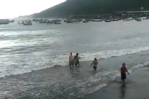 Khánh Hòa: Tìm thấy thi thể học sinh lớp 6 bị đuối nước khi tắm biển