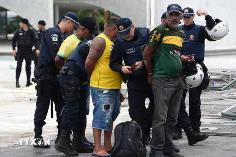 Tòa án Brazil phát lệnh bắt người đứng đầu lực lượng an ninh thủ đô 