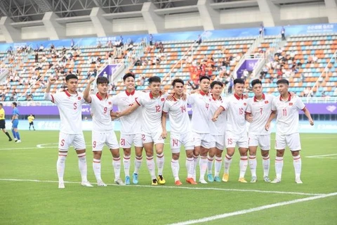 Kết quả Bóng đá ASIAD 19: Việt Nam thắng đậm, Thái Lan thoát thua