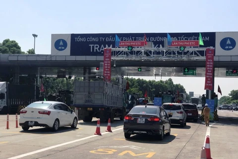 Tuyến đường cao tốc Nội Bài-Lào Cai đã chính thức được khai trương dịch vụ thu phí tự động không dừng. (Ảnh: Việt Hùng/Vietnam+)