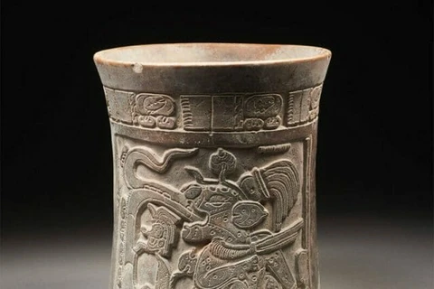 Chiếc bình cổ của người Maya được bán với giá hơn 10.000 USD. (Nguồn: mexiconewsdaily.com)