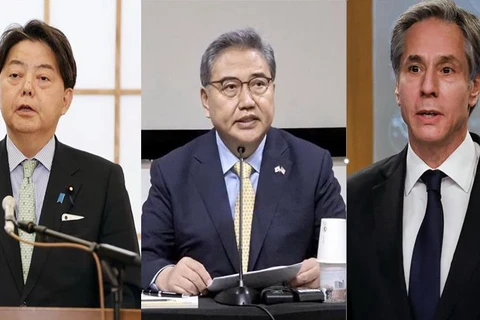 Ngoai trưởng Nhật Bản Yoshimasa Hayashi, ngoại trưởng Hàn Quốc Park Jin và người đồng cấp Mỹ Antony Blinken. (Nguồn: AFP/TTXVN)