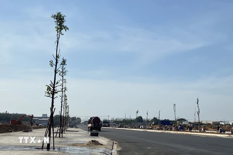 Một tuyến đường trong Khu tái định cư Lộc An-Bình Sơn phục vụ dự án sân bay Long Thành. (Ảnh: Công Phong/TTXVN)