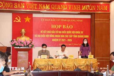 Quang cảnh buổi họp báo công bố kết quả bầu cử của tỉnh Quảng Ninh. (Ảnh: Văn Đức/TTXVN)
