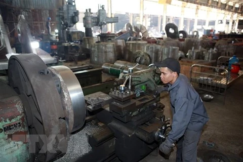 Sản xuất thép tại mhà máy thép Trường Sơn. (Ảnh minh họa: Danh Lam/TTXVN)