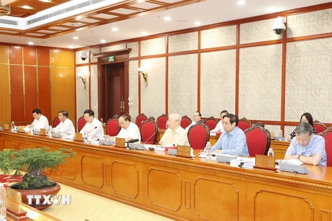Tổng Bí thư Nguyễn Phú Trọng chủ trì họp Bộ Chính trị, Ban Bí thư cho ý kiến một số đề án. (Ảnh: Trí Dũng/TTXVN) 