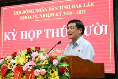 Bí thư Tỉnh ủy Đắk Lắk Bùi Văn Cường phát biểu tại Kỳ họp. (Nguồn: baodaklak.vn)
