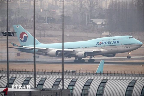 Máy bay của hãng hàng không Korean Air tại sân bay quốc tế Gimpo, phía tây thủ đô Seoul, Hàn Quốc. (Ảnh: Yonhap/TTXVN)