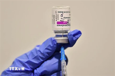 Vắcxin ngừa COVID-19 của hãng AstraZeneca. (Ảnh: PAP/TTXVN)