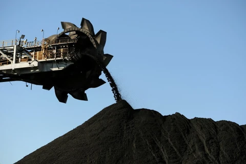 Lệnh cấm nhập khẩu than của Australia đã khiến nhiều khu vực rộng lớn của Trung Quốc chìm trong bóng tối. (Nguồn: AFP)