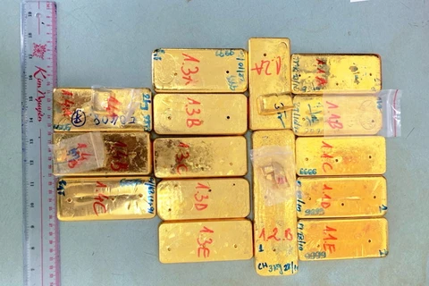 Theo kết quả giám định của Viện khoa học hình sự Bộ Công an, 51kg kim loại màu vàng vận chuyển trái phép qua biên giới bị Công an tỉnh An Giang bắt giữ vào ngày 30/10/2020 là vàng 9999. (Ảnh: Công Mạo/TTXVN)