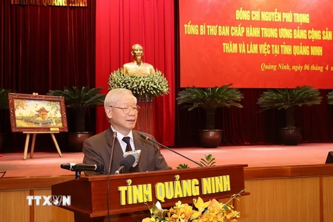 Tổng Bí thư Nguyễn Phú Trọng phát biểu tại buổi làm việc với Ban Thường vụ Tỉnh ủy và lãnh đạo chủ chốt tỉnh Quảng Ninh. (Ảnh: Trí Dũng/TTXVN)