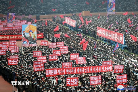 Toàn cảnh cuộc mít tinh và tuần hành lớn tại sân vận động mùng 1 tháng 5 (May Day) ở thủ đô Bình Nhưỡng, Triều Tiên, ngày 5/1/2023. (Ảnh: Yonhap/TTXVN)