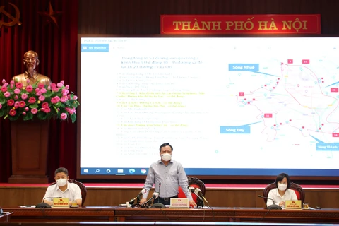 Phó Bí thư Thành ủy Hà Nội Nguyễn Văn Phong thông tin tại phiên họp báo chiều 3/9. (Ảnh: PV/Vietnam+)