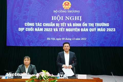 Bộ trưởng Nguyễn Hồng Diên chủ trì hội nghị về Công tác chuẩn bị Tết và bình ổn thị trường dịp cuối năm 2022 và Tết Nguyên đán Quý Mão 2023. (Ảnh: Xuân Quảng/Vietnam+)