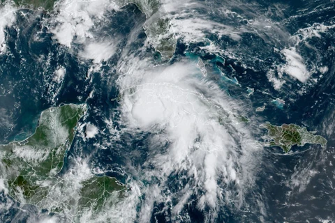 Cơn bão cấp cực kỳ nguy hiểm sắp đổ bộ vào bang Louisiana của Mỹ