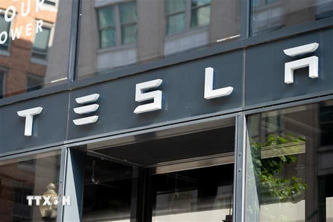 Một cửa hàng của Tesla tại Washington, DC, Mỹ. (Ảnh: AFP/TTXVN) 