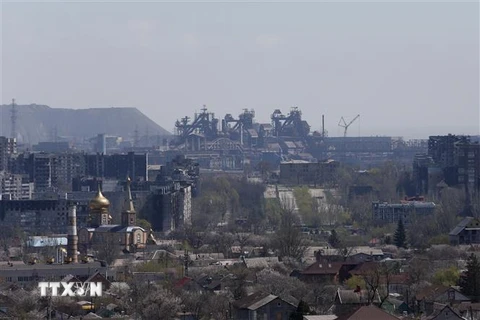 Nhà máy thép Azovstal ở Mariupol, Ukraine. (Ảnh: THX/TTXVN) 