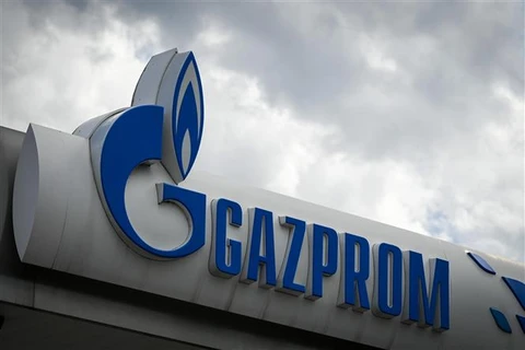 Biểu tượng Tập đoàn khí đốt Gazprom của Nga. (Ảnh: AFP/TTXVN) 