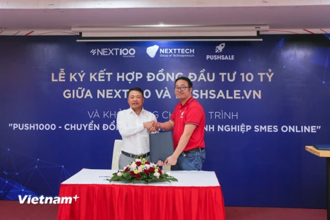 Shark Nguyễn Hòa Bình cam kết đầu tư 10 tỷ đồng vào startup PushSale.vn. (Ảnh: Minh Sơn/Vietnam+)