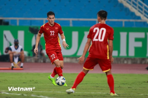 Đội tuyển Việt Nam gặp nhiều khó khăn tại AFF Cup 2020 về mặt lực lượng khi còn phải thi đấu ở vòng loại thứ ba World Cup 2022 khu vực châu Á. (Ảnh: Hiển Nguyễn/Vietnam+) 