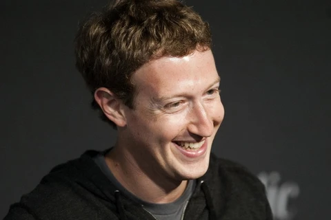 Cổ phiếu Facebook tăng 15% nhờ quảng cáo di động 