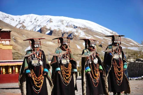 Bộ trang phục cổ Burang 1.000 năm tuổi của người Tây Tạng