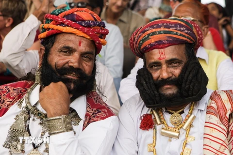 [Photo] Kỳ lạ và độc đáo cuộc thi râu, ria mép của các quý ông Ấn Độ