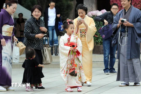 [Photo] Lễ hội cầu sức khỏe cho trẻ em Shichi-Go-San ở Nhật Bản