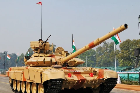 Nga-Ấn Độ thành lập liên doanh sản xuất đạn xe tăng T-90 