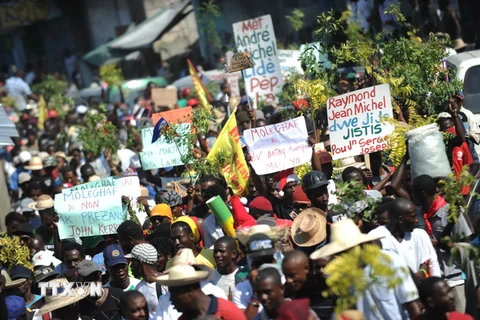 Thủ tướng Haiti tuyên bố từ chức sau làn sóng bạo loạn đường phố