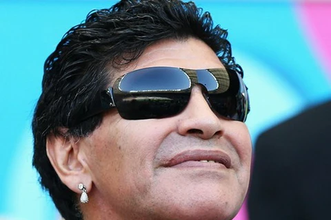 Maradona: Neuer xứng đáng giành QBV hơn Messi và Ronaldo