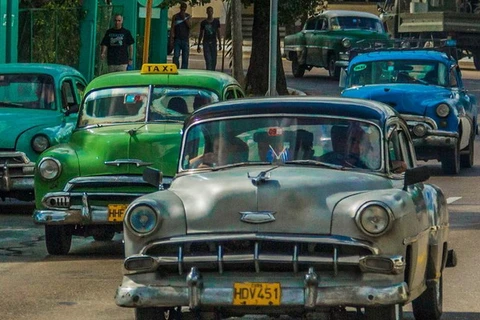 Các hãng xe hơi lớn trên thế giới "để mắt" tới thị trường Cuba 