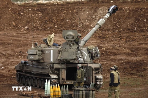 Đấu pháo giữa Syria và Israel khu vực cao nguyên Golan 