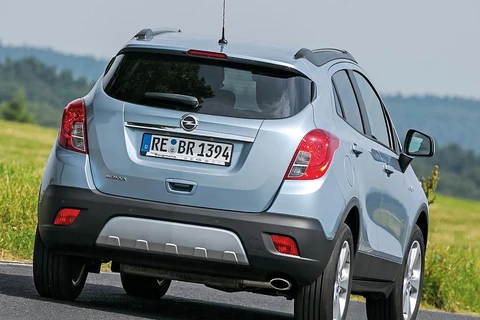 Opel công bố giá bán mẫu Insignia và Mokka sử dụng động cơ diesel