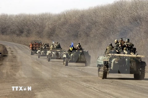 [Video] Quân đội Ukraine tuyên bố bắt đầu rút vũ khí hạng nặng