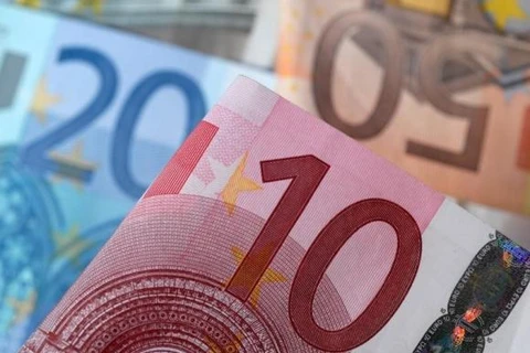 ECB mua 9,8 tỷ euro trái phiếu sau ba ngày đầu tiên của QE 