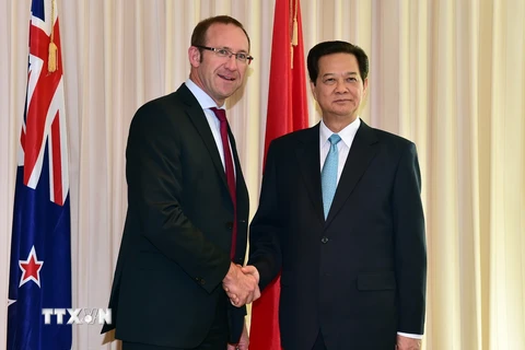 Thủ tướng Nguyễn Tấn Dũng đối thoại doanh nghiệp Việt Nam-New Zealand