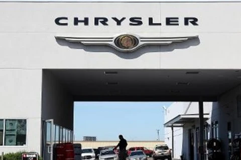 Chrysler bị buộc bồi thường 150 triệu USD do một vụ tai nạn cháy xe
