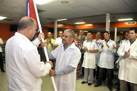Đoàn y bác sỹ Cuba đến Chile hỗ trợ các nạn nhân mưa lũ 