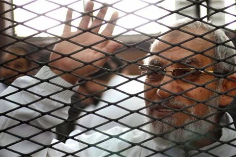 Ai Cập đưa hơn 60 thành viên Anh em Hồi giáo ra tòa án binh 