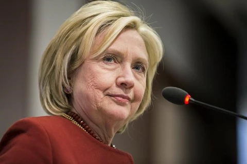 Bà Hillary Clinton bị buộc phải công bố toàn bộ thư điện tử cá nhân