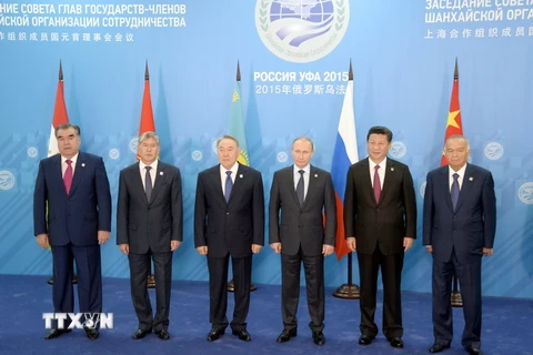 Lãnh đạo các nước SCO tại hội nghị. (Ảnh: AFP/TTXVN)