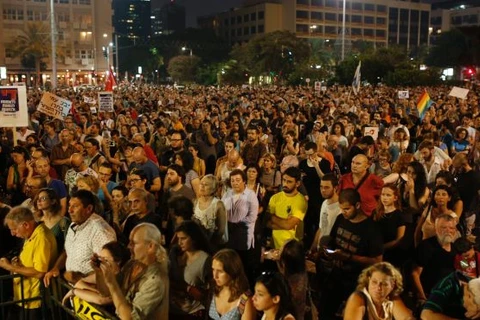 Có khoảng 2.000 đã tham gia cuộc tuần hành phản đối bạo lực tại Tel Aviv. (Nguồn: haaretz.com)