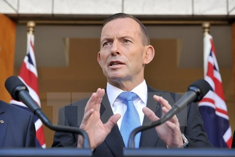 Thủ tướng Australia Tony Abbott phát biểu trong cuộc họp báo tại Canberra ngày 9/9. (Nguồn: AFP/TTXVN)