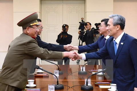 Một cuộc đàm phán cấp cao giữa hai miền Triều Tiên. (Ảnh: Yonhap/TTXVN)