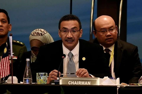 Bộ trưởng Quốc phòng Malaysia Datuk Seri Hishammuddin Hussein. (Ảnh: AFP)