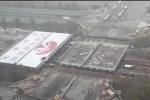 [Video] Trung Quốc xây cầu 1.300 tấn trong chưa đầy 2 ngày